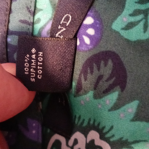 💜Lands' End💜 - Purple/Green Floral Paisley Supima Cotton Button Down - Picture 9 of 11